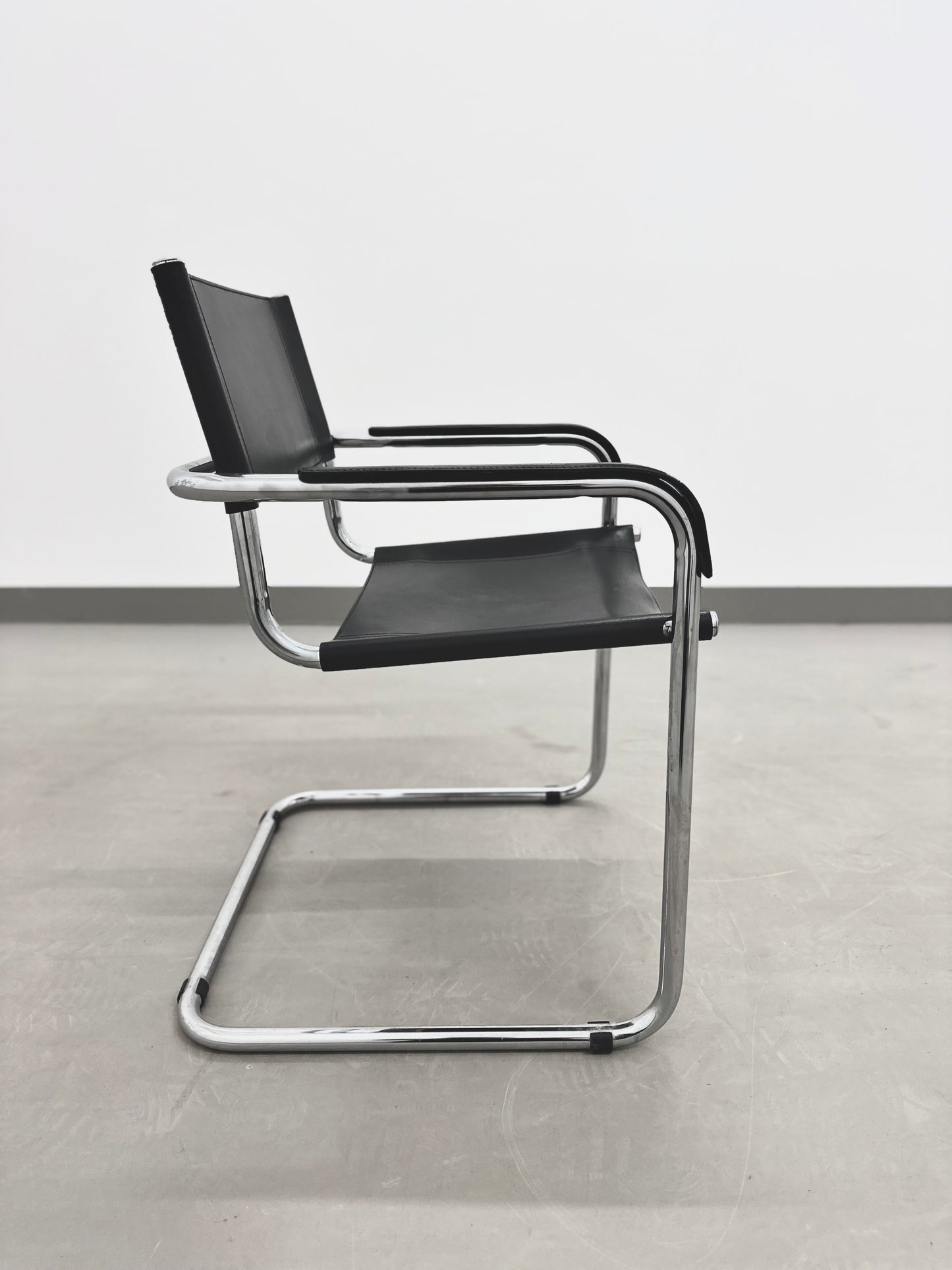 Freischwinger im Bauhaus Design