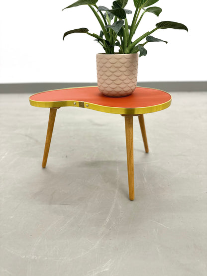 Nierentisch im Mid Century Stil