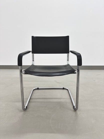 Freischwinger im Bauhaus Design