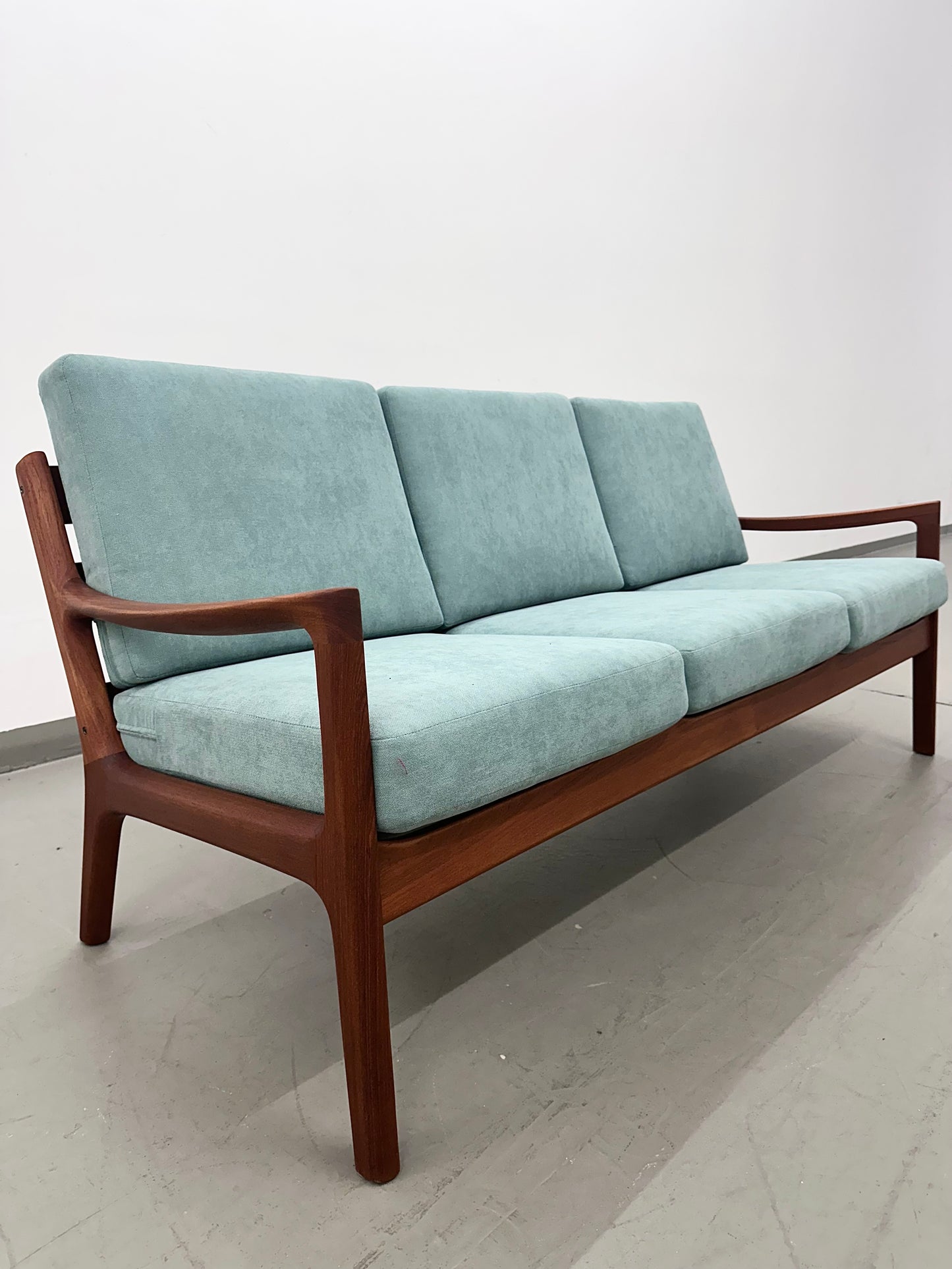 Teak Couch von Ole Wanscher im Mid Century Design - Dänemark 60er Jahre