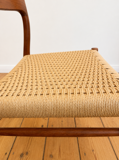 Niels Møller Teakholz Stuhl - Mid Century Design