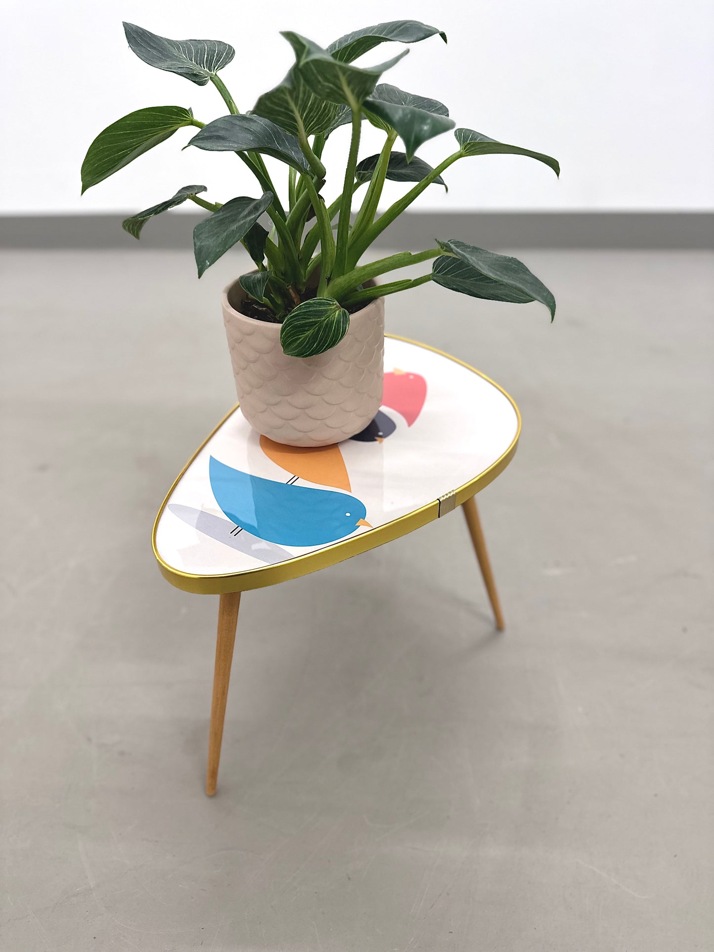 Nierentisch / Beistelltisch im Mid Century Stil